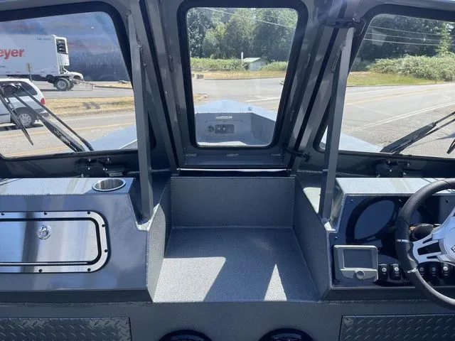 Slide: The Image of Excel Buoy 10 2025 - 21