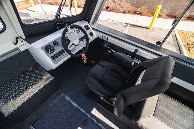 Slide: The Image of Thunder Jet Alexis Pro 24' 2026 - 20