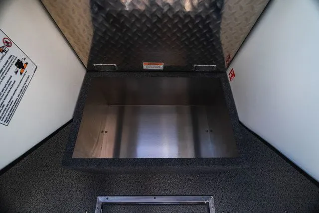 Slide: The Image of Thunder Jet Alexis Pro 24' 2026 - 24