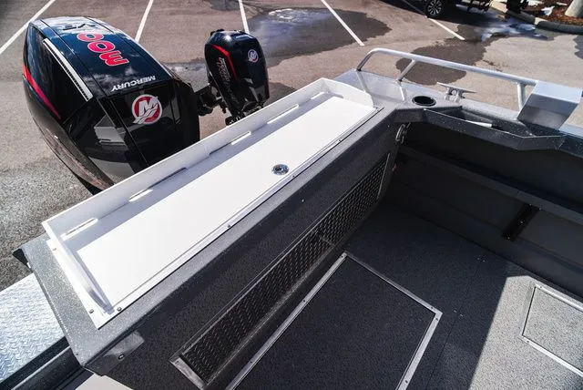 Slide: The Image of Thunder Jet Alexis Pro 24' 2026 - 7