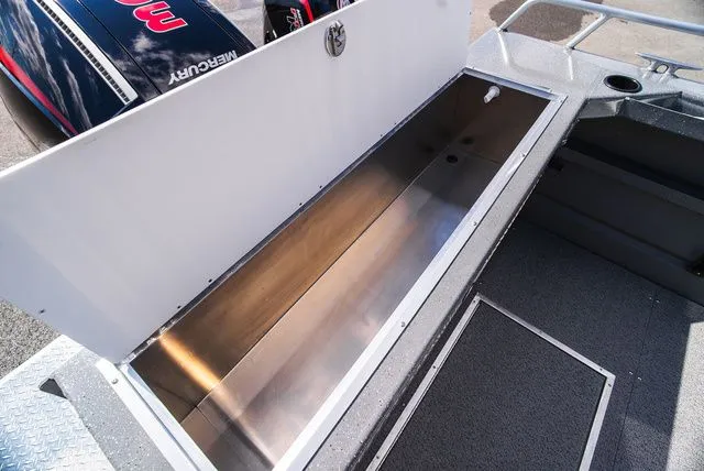 Slide: The Image of Thunder Jet Alexis Pro 24' 2026 - 8