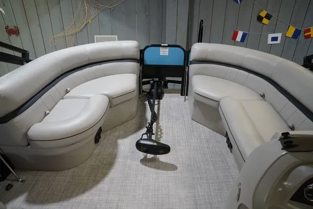 Slide: The Image of South Bay 224FCR 2.75 2020 - 14