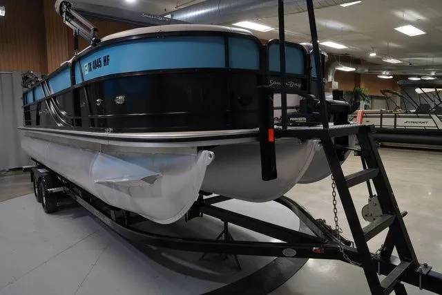 Slide: The Image of South Bay 224FCR 2.75 2020 - 5