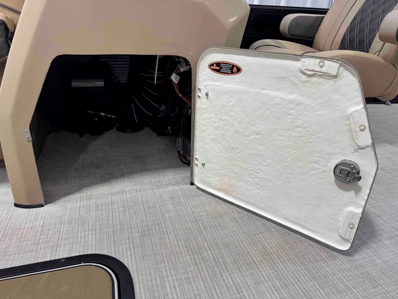 Slide: The Image of Harris Sunliner 230 2021 - 23