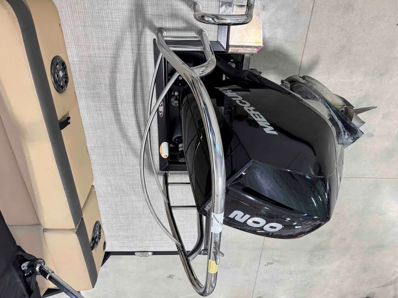 Slide: The Image of Harris Sunliner 230 2021 - 28