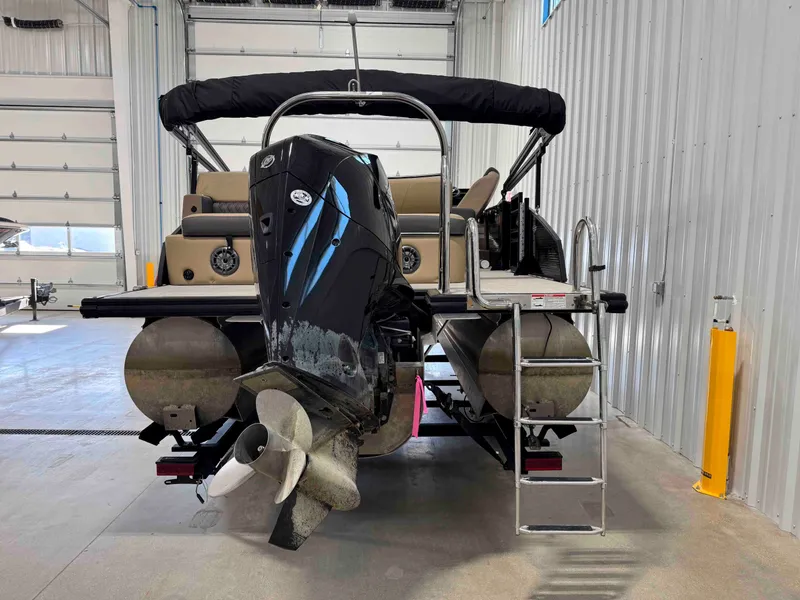 Slide: The Image of Harris Sunliner 230 2021 - 4