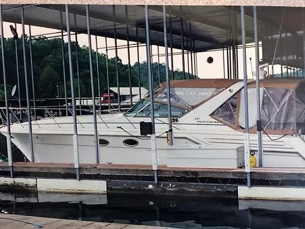 Slide: The Image of Wellcraft Portofino 4300 1996 - 0