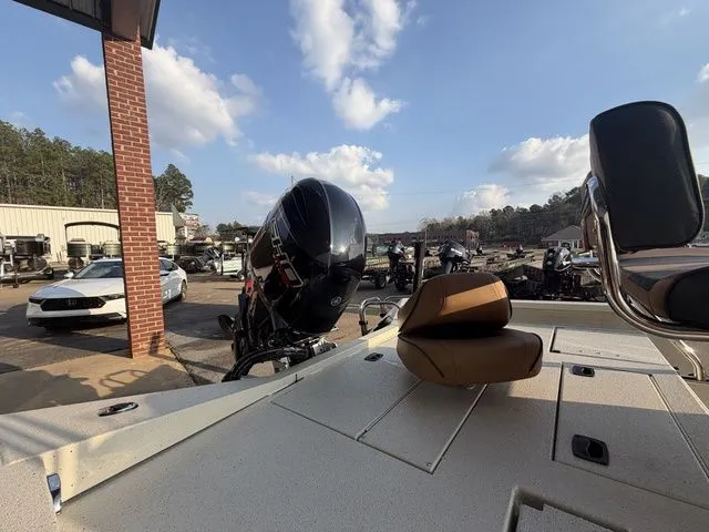 Slide: The Image of Xpress H20B 2026 - 18