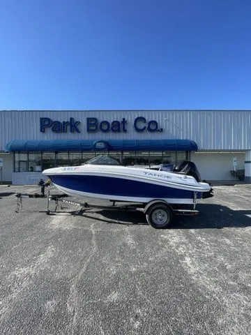 The Image of Tahoe 450 TS 2018 - 1