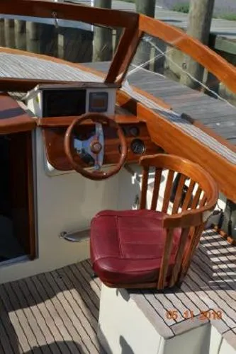 Slide: The Image of Latitude 46 Lady Scarlett 2003 - 10