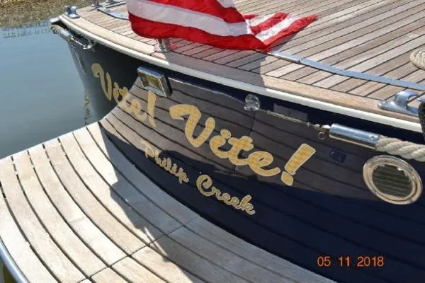Slide: The Image of Latitude 46 Lady Scarlett 2003 - 5
