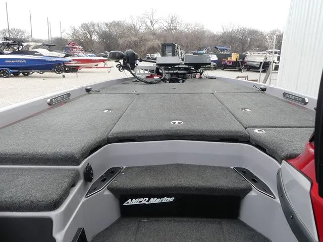 Slide: The Image of Skeeter FXR21 Limited 2022 - 14