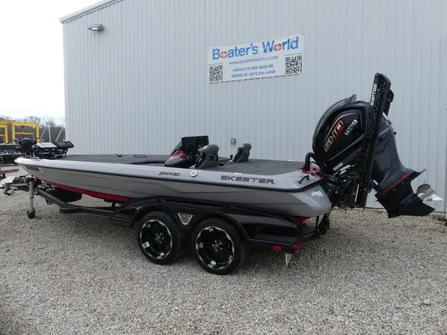 Slide: The Image of Skeeter FXR21 Limited 2022 - 3