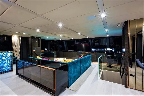 Slide: The Image of Sunreef 68 Supreme Power 2018 - 11