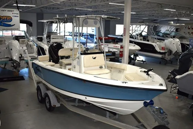 The Image of Mako 184 Center Console 2014 - 1