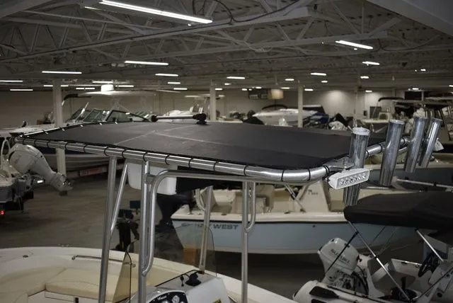 Slide: The Image of Mako 184 Center Console 2014 - 20