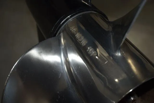 Slide: The Image of Mako 184 Center Console 2014 - 53