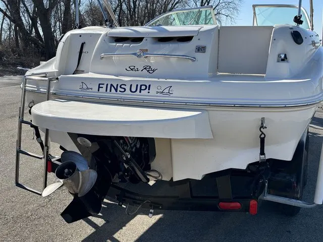 Slide: The Image of Sea Ray 210 Sundeck 2000 - 7