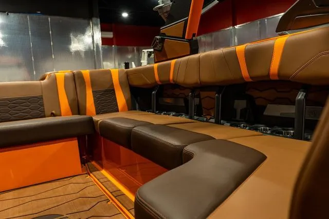 Slide: The Image of Malibu Wakesetter 22 MXZ 2026 - 14