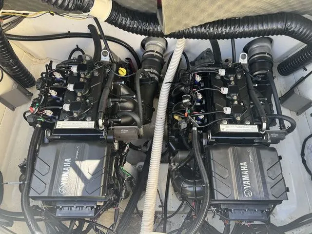 Slide: The Image of Yamaha SX210 2019 - 14