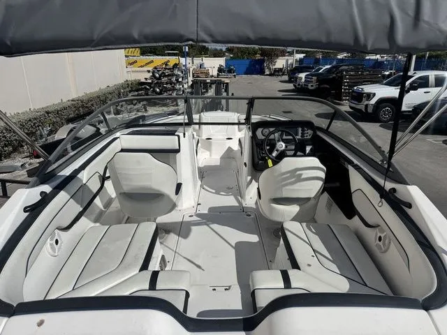 Slide: The Image of Yamaha SX210 2019 - 6