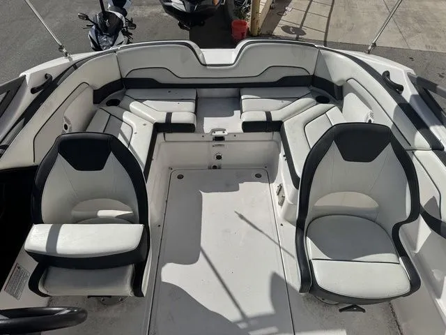 Slide: The Image of Yamaha SX210 2019 - 9