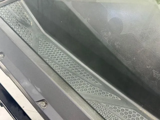 Slide: The Image of Sea-Doo Spark® 3-up Rotax® 900 ACE™ 2021 - 13