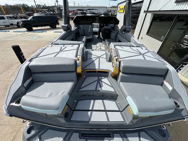 Slide: The Image of Nautique Super Air Nautique G25 Paragon 2026 - 13