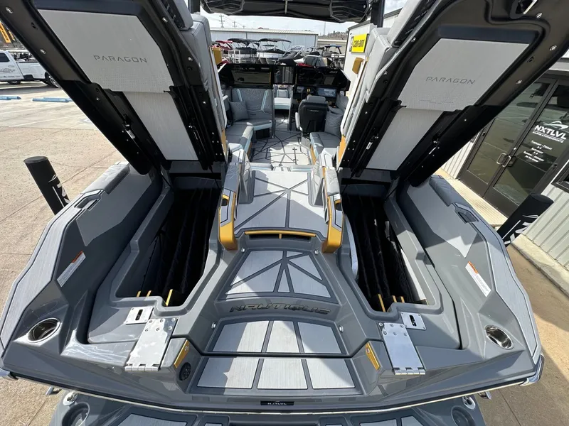 Slide: The Image of Nautique Super Air Nautique G25 Paragon 2026 - 19