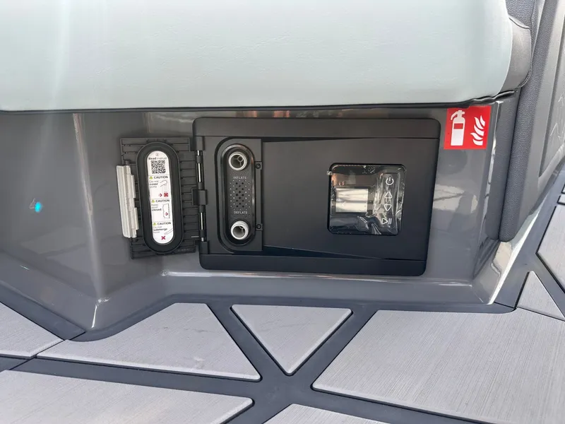 Slide: The Image of Nautique Super Air Nautique G25 Paragon 2026 - 29