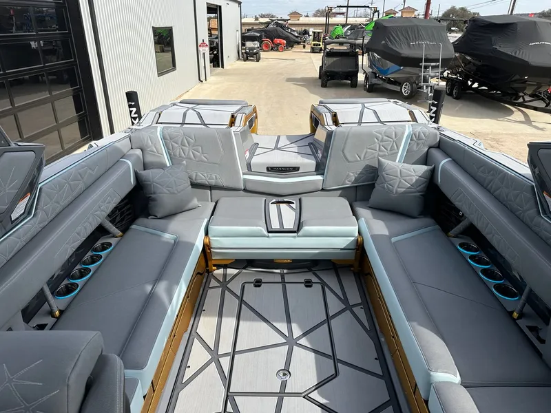 Slide: The Image of Nautique Super Air Nautique G25 Paragon 2026 - 48