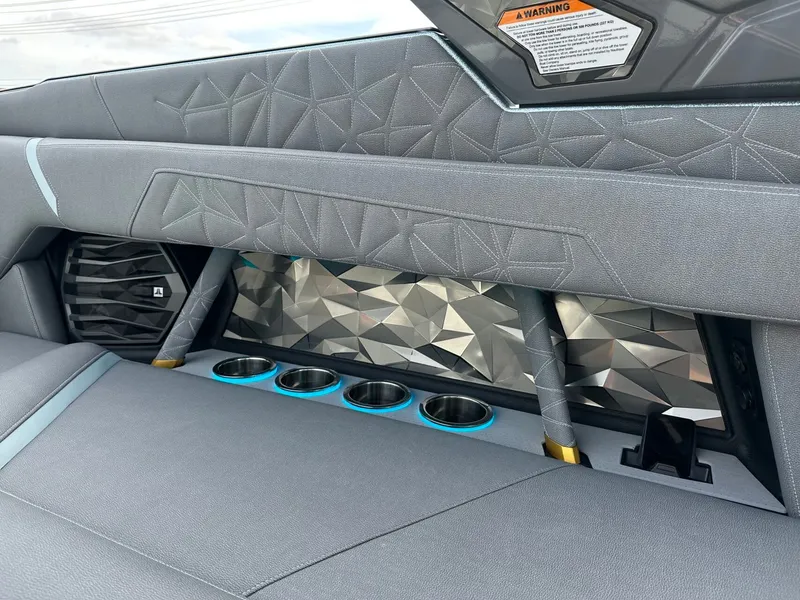 Slide: The Image of Nautique Super Air Nautique G25 Paragon 2026 - 50