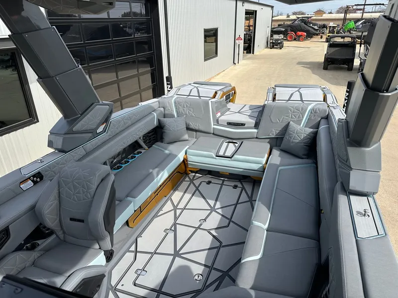 Slide: The Image of Nautique Super Air Nautique G25 Paragon 2026 - 53