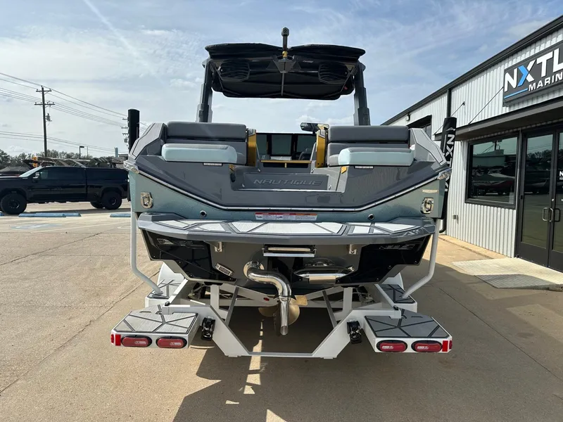 Slide: The Image of Nautique Super Air Nautique G25 Paragon 2026 - 6