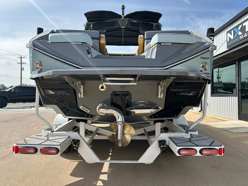 Slide: The Image of Nautique Super Air Nautique G25 Paragon 2026 - 7