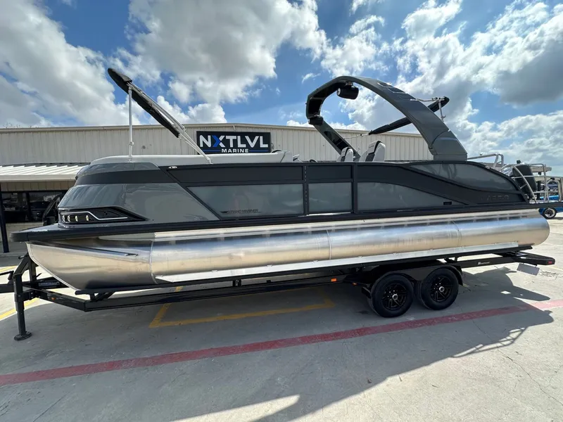 The Image of Harris Grand Mariner 250 2026 - 1