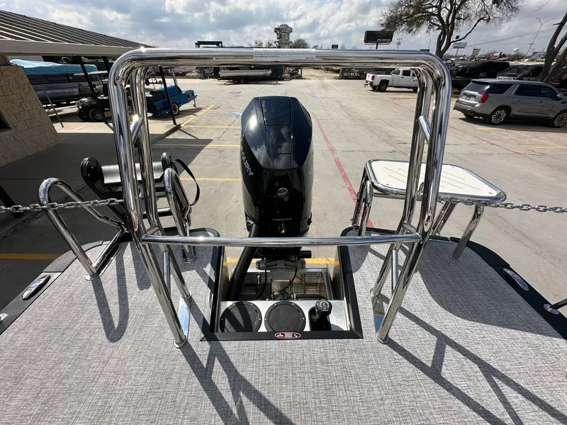 Slide: The Image of Harris Grand Mariner 250 2026 - 11