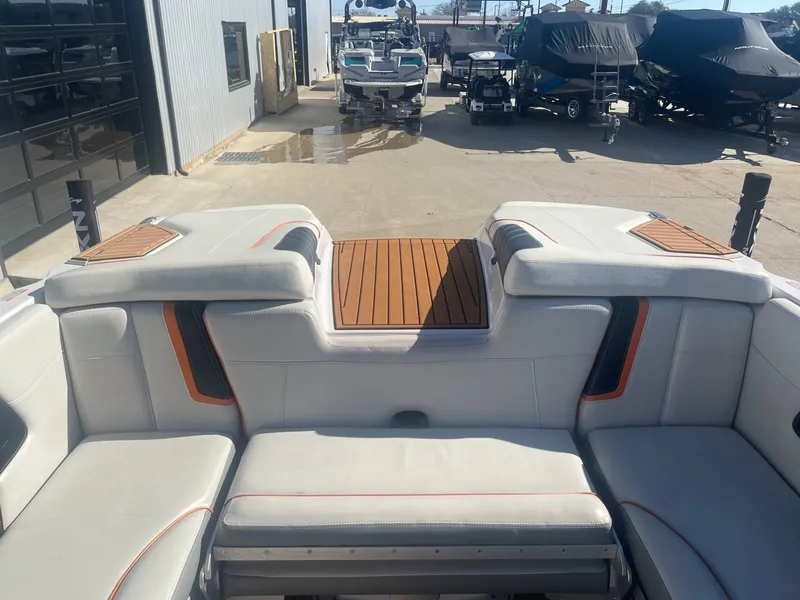 Slide: The Image of Nautique G23 2015 - 11