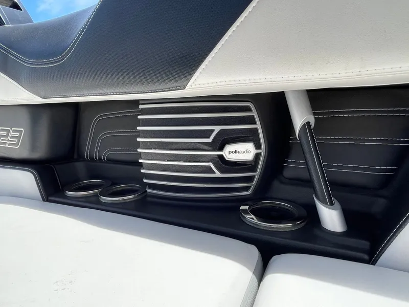 Slide: The Image of Nautique G23 2015 - 23