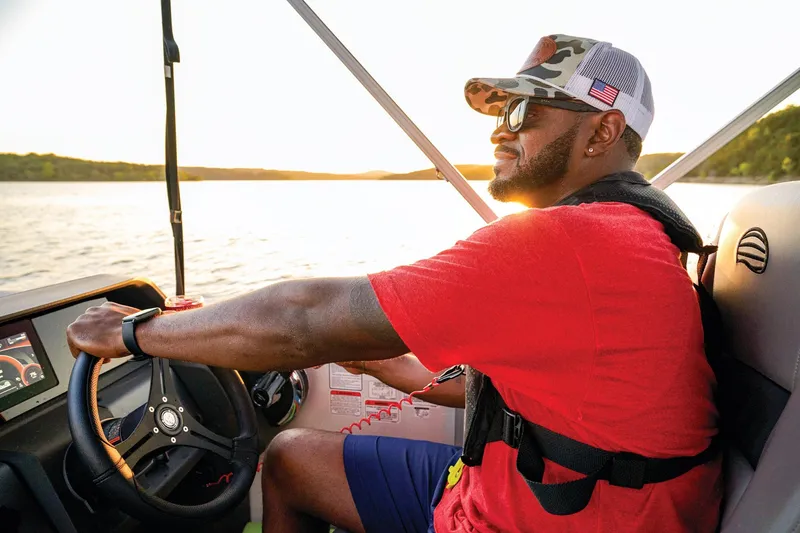 Slide: The Image of Sun Tracker Party Barge 20 DLX 2026 - 62