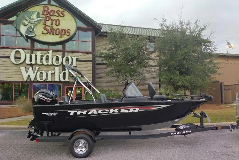The Image of 2026 Tracker Pro Guide V-175 Combo boat outside Bass Pro Shops Outdoor World. - 0