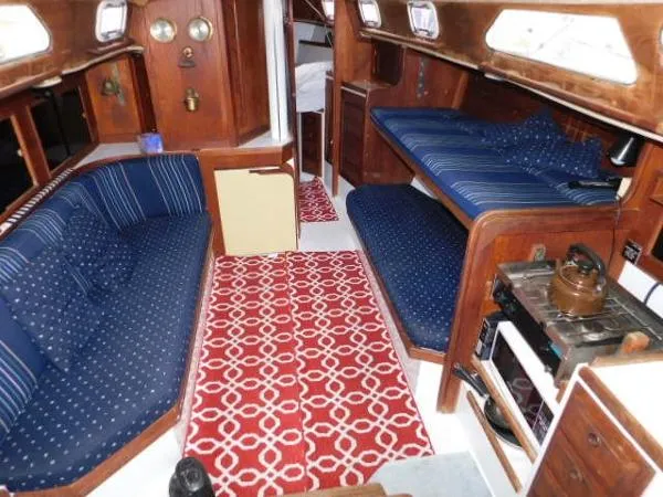 Slide: The Image of Islander Sloop 1976 - 7