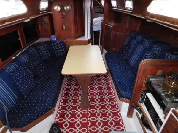 Slide: The Image of Islander Sloop 1976 - 8