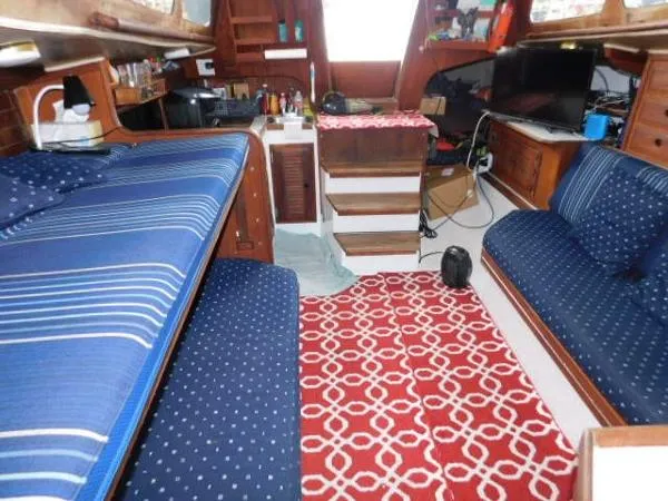 Slide: The Image of Islander Sloop 1976 - 9
