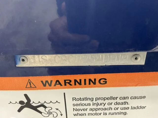 Slide: The Image of Crestliner 2000 BAY BASE 2019 - 20