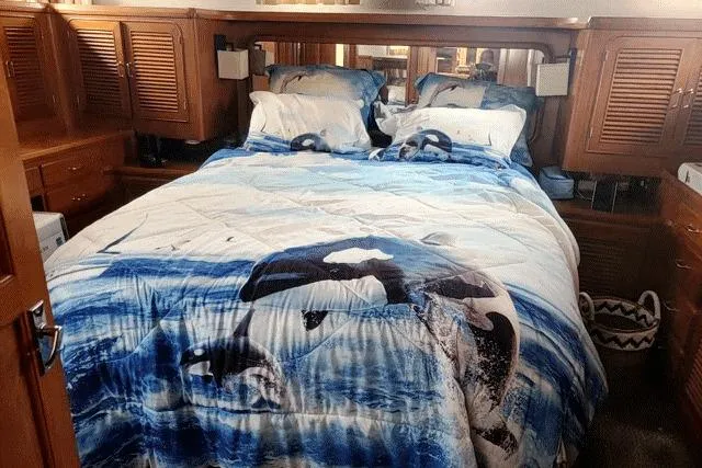 Slide: The Image of Aft Stateroom w. Island Queen Bed - 6