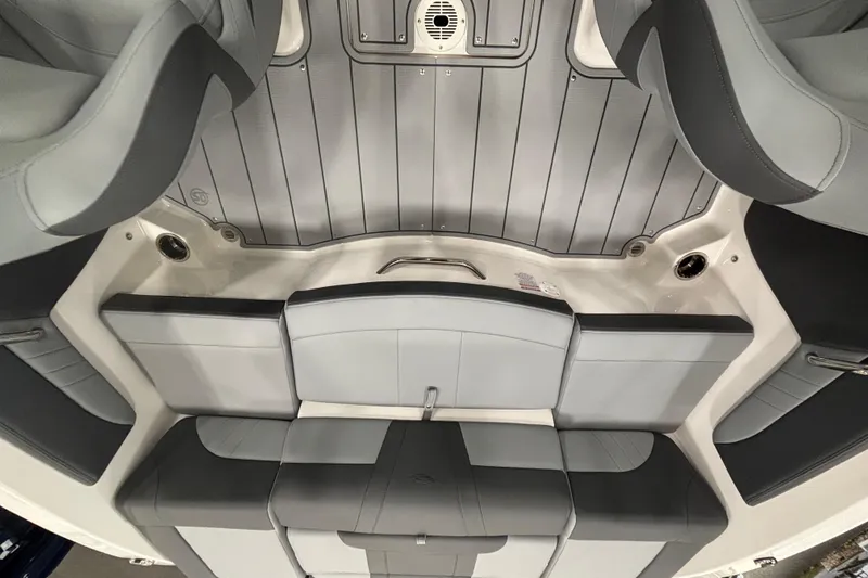 Slide: The Image of Interior of 2026 Chaparral 21 SSi boat with gray seating and flooring. - 15