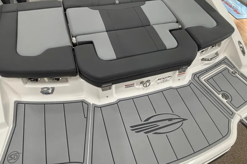 Slide: The Image of Rear view of 2026 Chaparral 21 SSi with gray upholstery. - 7