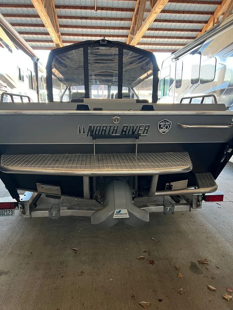 Slide: The Image of North River Commander RB 2024 - 12