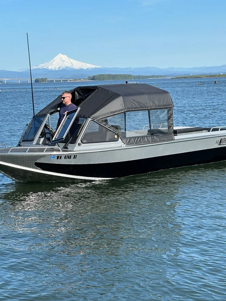 Slide: The Image of North River Commander RB 2024 - 40